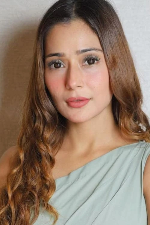 Sara Khan